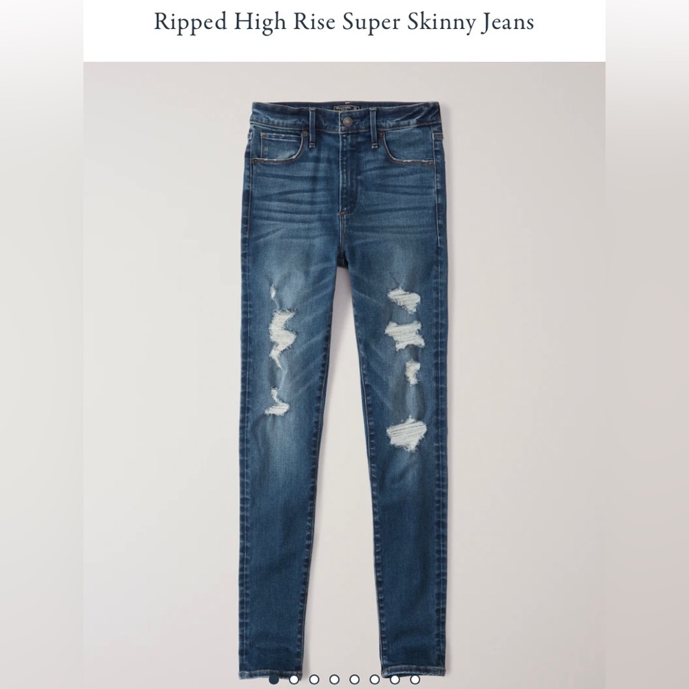 NWT Abercrombie and fitch ripped high rise skinny jeans size 2